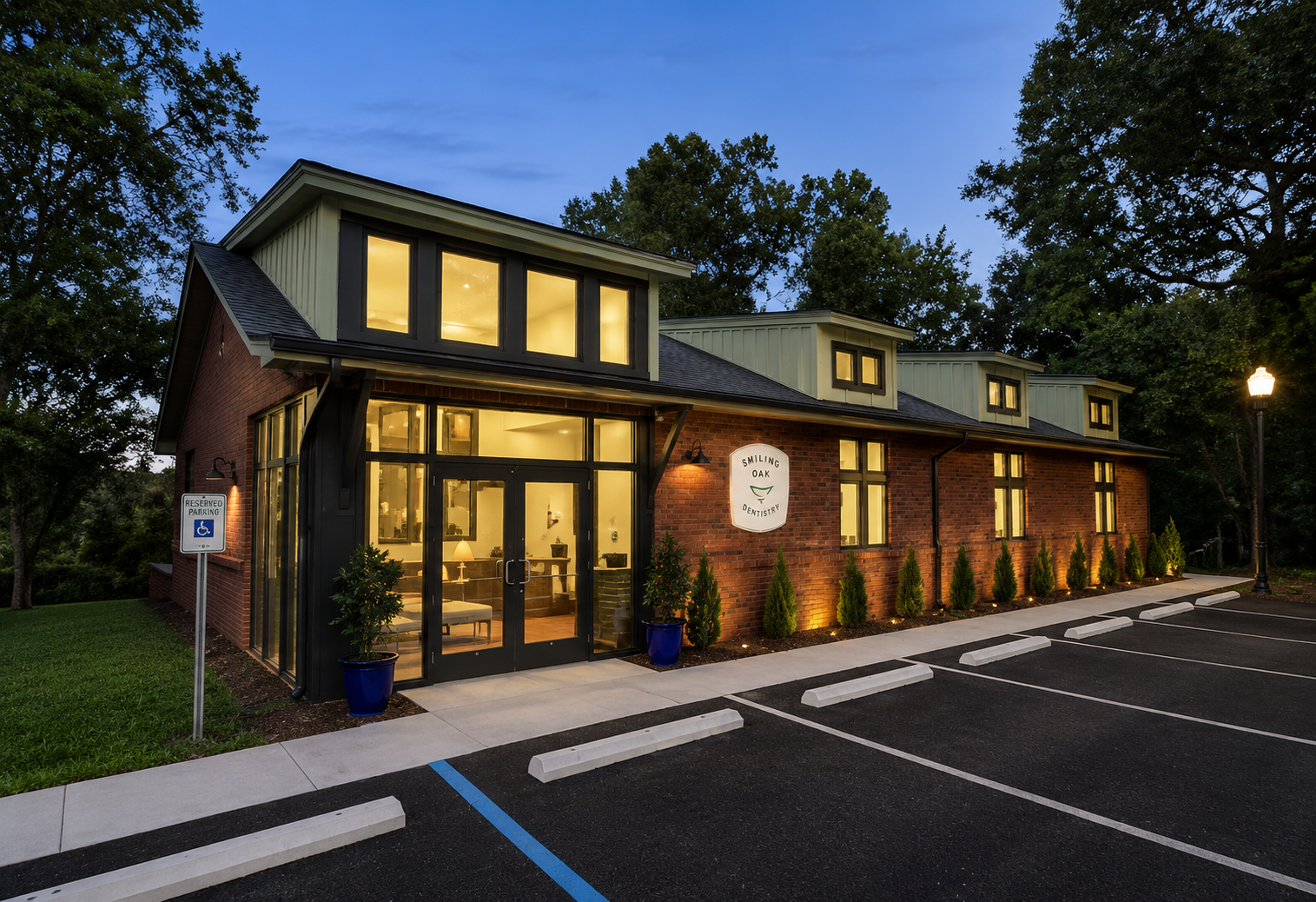 Smiling Oak Dentistry office exterior in Mt. Pleasant, SC